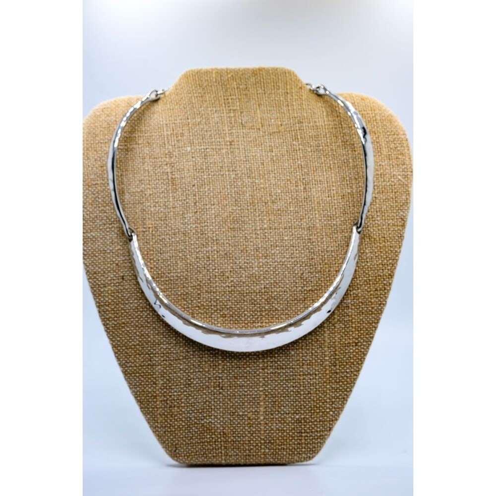 Chico's Silver Tone‎ Choker Necklace Hammered Statement